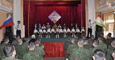 Праздничный концерт для военнослужащих в Бустоне (Чкаловске) Праздничный концерт для военнослужащих в Бустоне (Чкаловске)