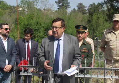 В Душанбе открыт обновленный мемориал ученому-востоковеду М.С.Андрееву